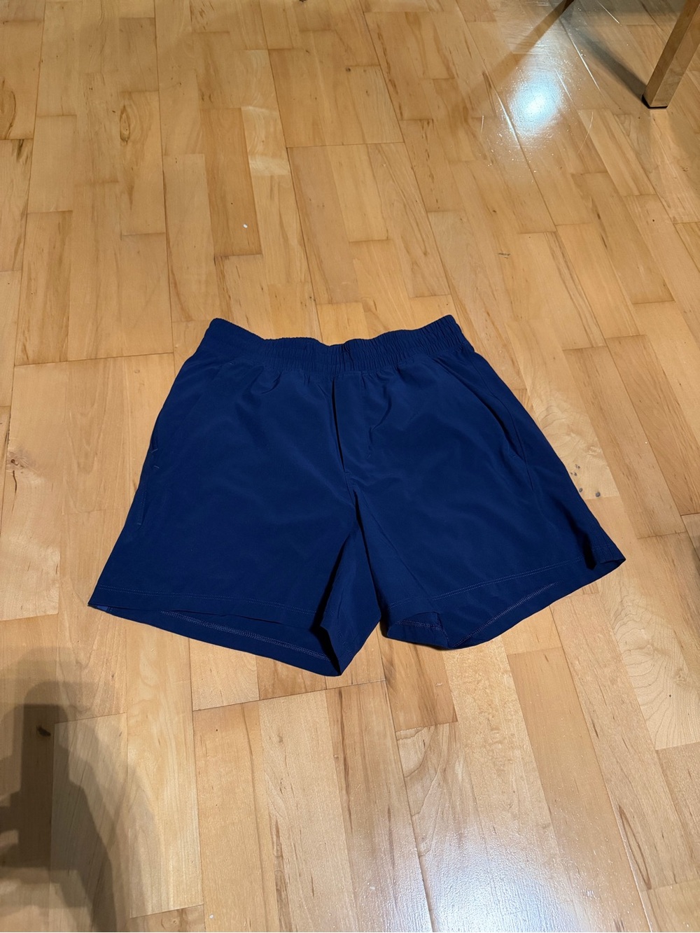Lululemon Pace Breaker Linerless Shorts 5” Night Sea Men’s Small